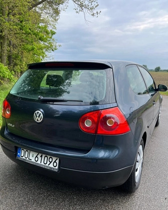 Volkswagen Golf cena 8200 przebieg: 360000, rok produkcji 2004 z Brzeg małe 92